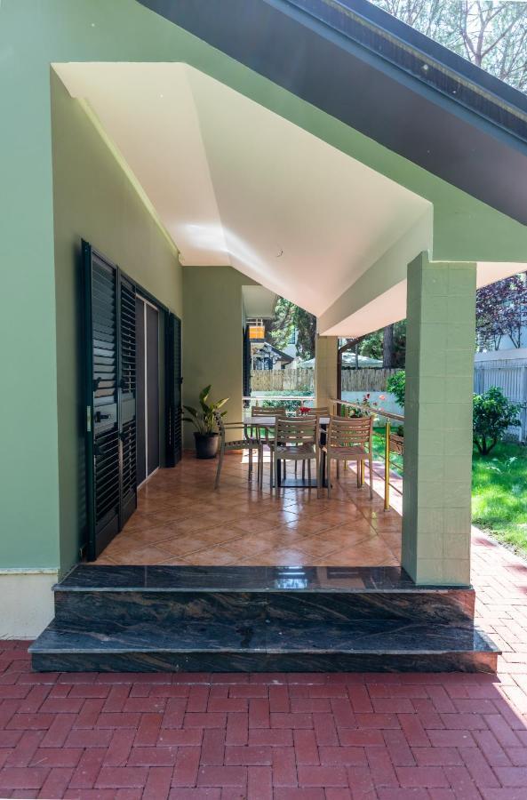 Forest Cottage - Middle Of Forest & Near The Beach Golem  Esterno foto