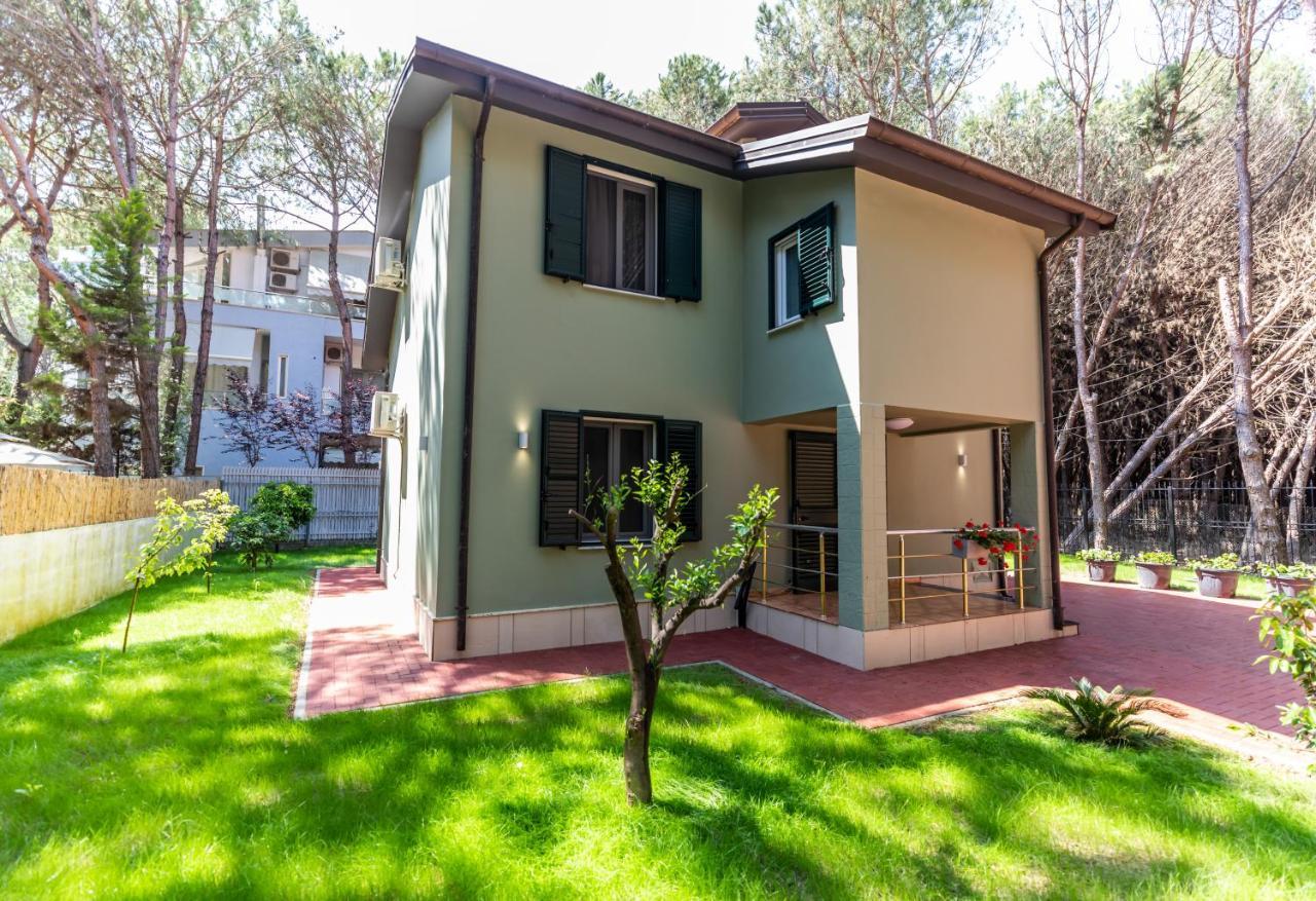 Forest Cottage - Middle Of Forest & Near The Beach Golem  Esterno foto